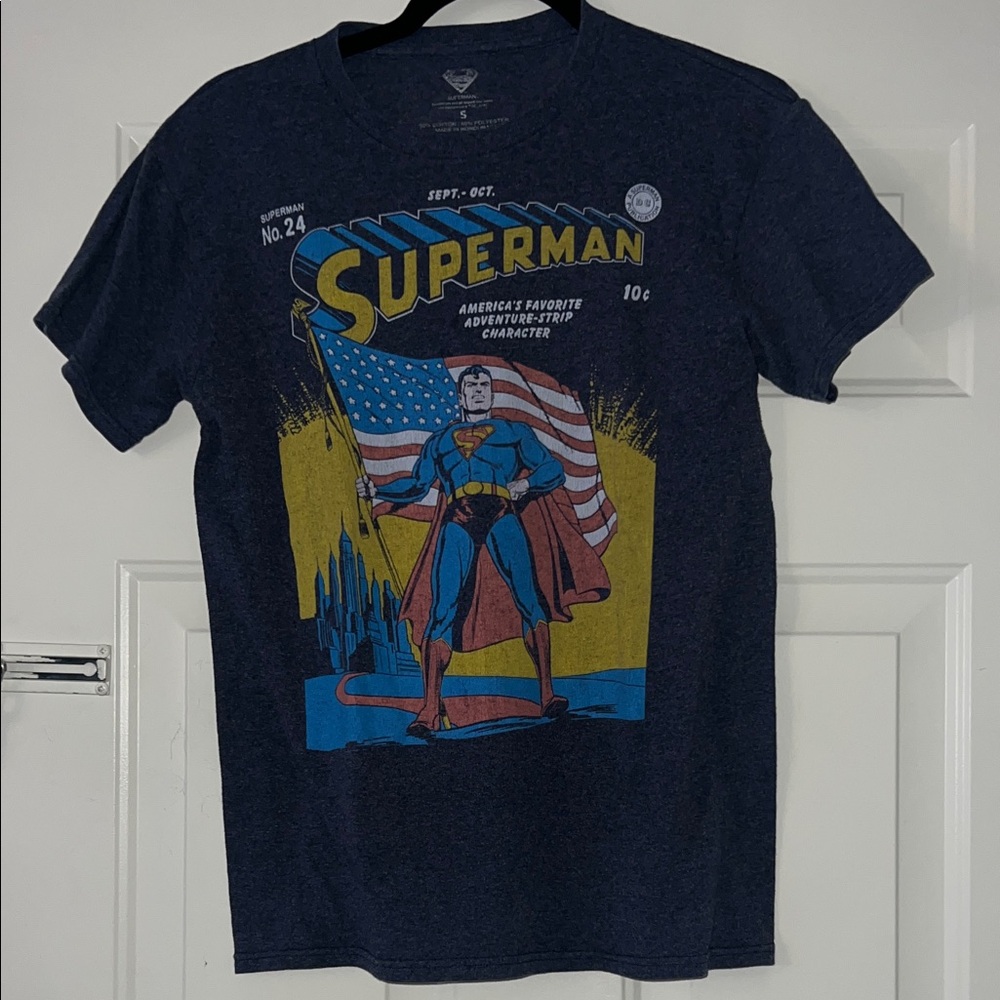 DC Comics Superman Vintage Graphic Tee - Dark Blue
